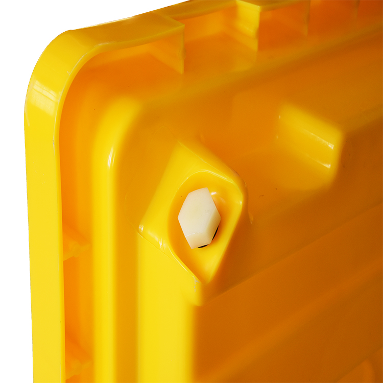 4 Drum Oil Plastic Spill Containment Pallet with Drain