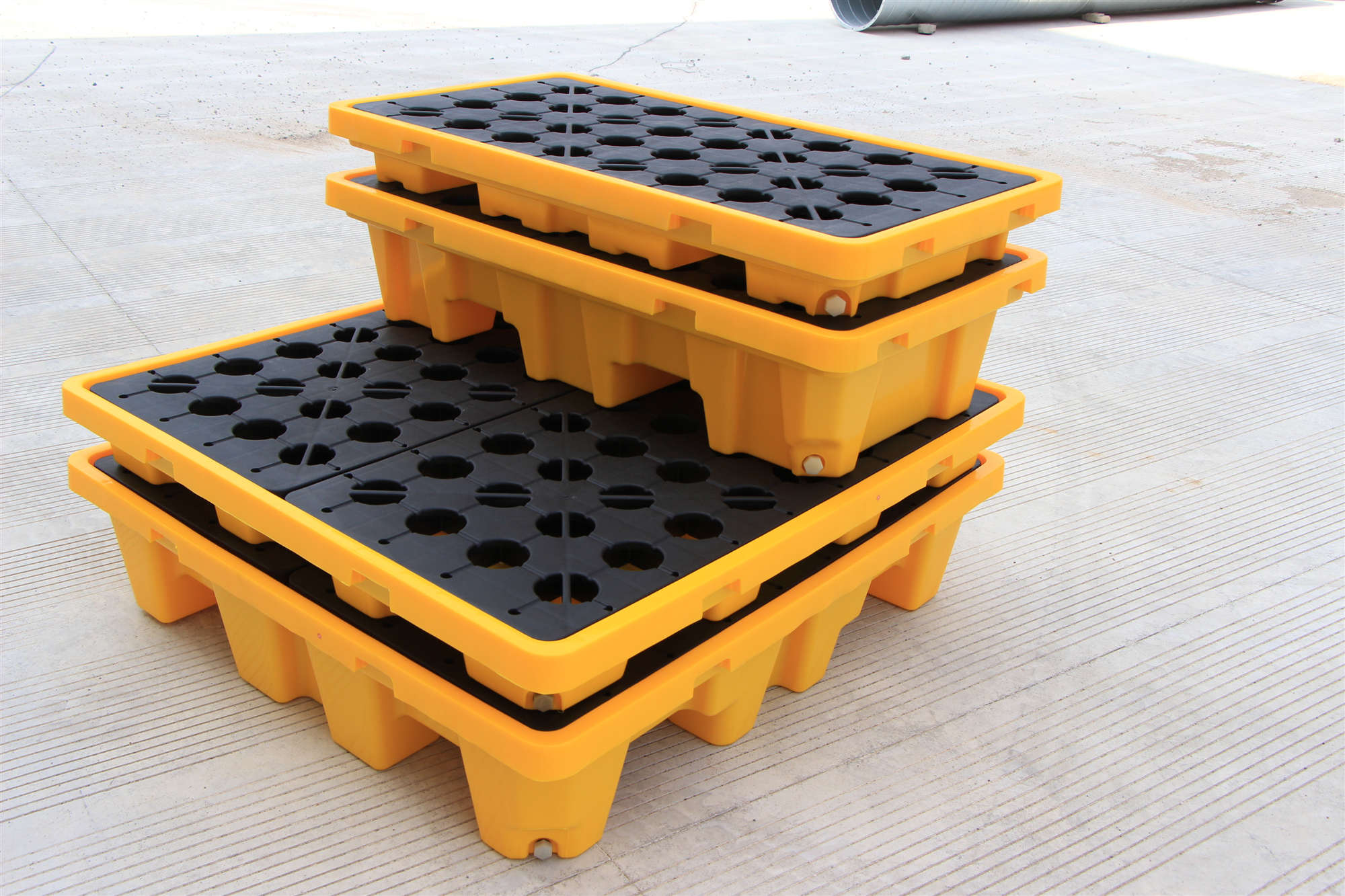 Heavy Duty Spill Containment Pallet from China manufacturer